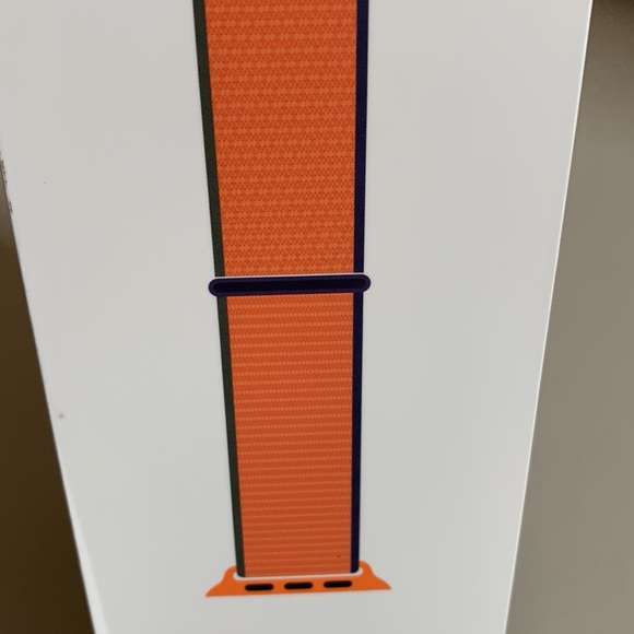 Apple Watch 40mm Kumquat Sport Loop - Picture 4 of 6